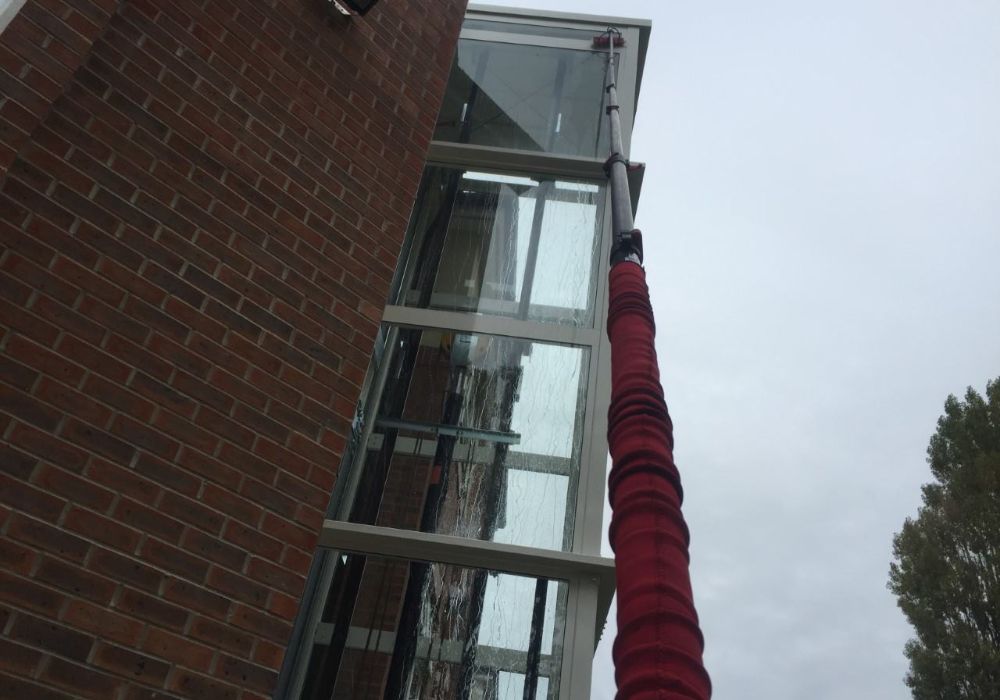 window cleaning in stoney stanton